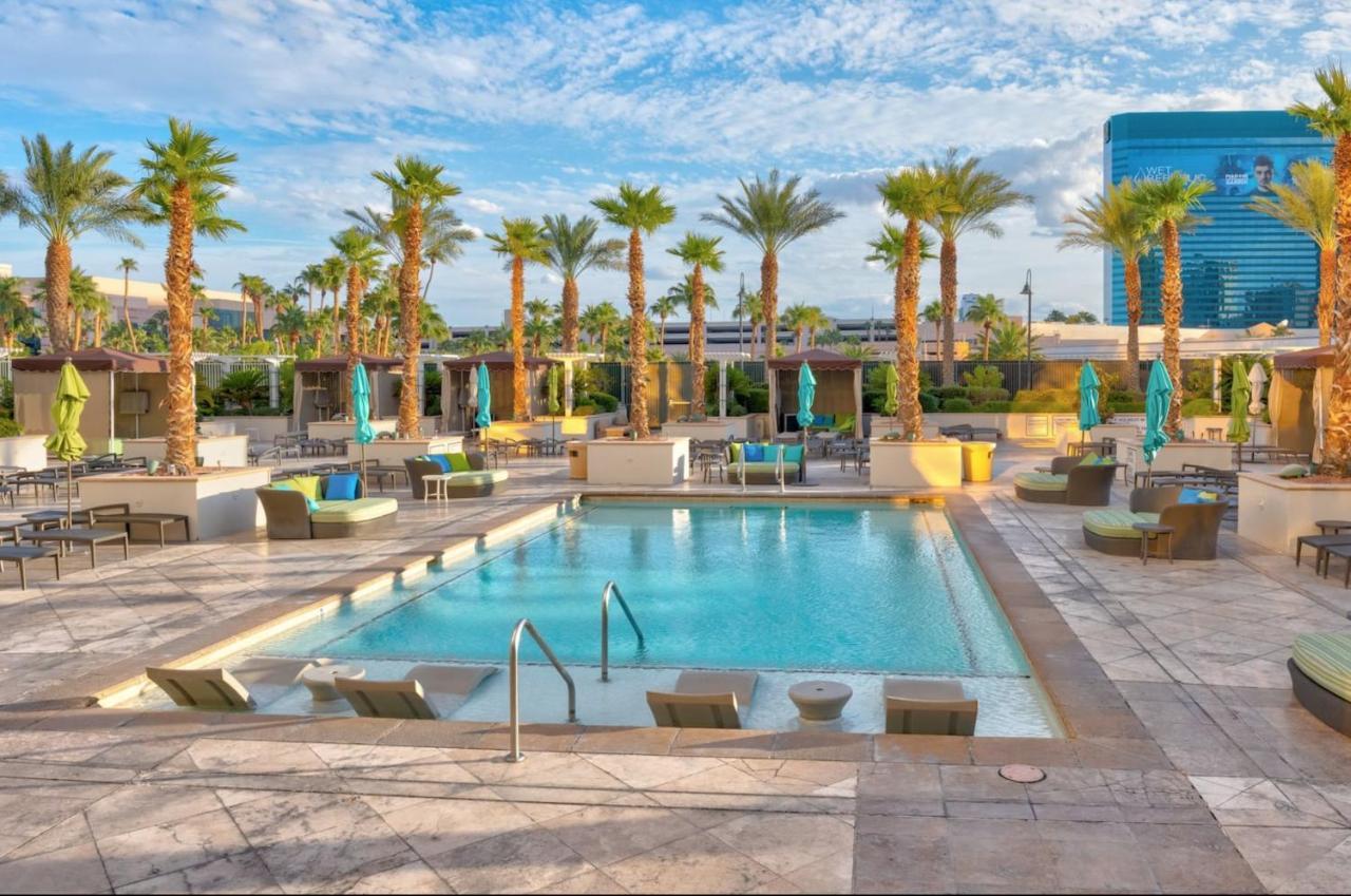 Balcony Full Strip View Suite Mgm Signature Free Valet Las Vegas Eksteriør bilde