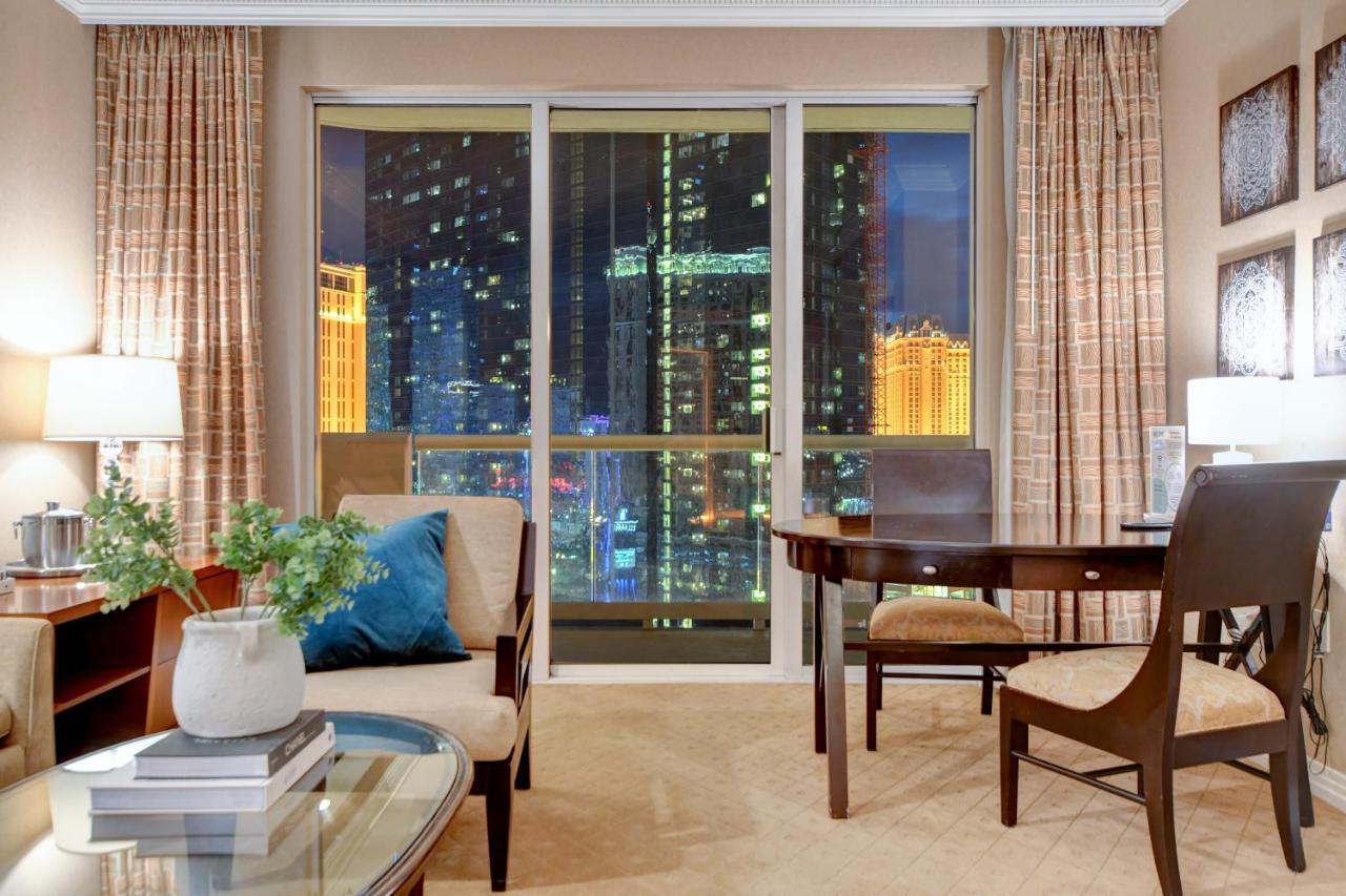 Balcony Full Strip View Suite Mgm Signature Free Valet Las Vegas Eksteriør bilde