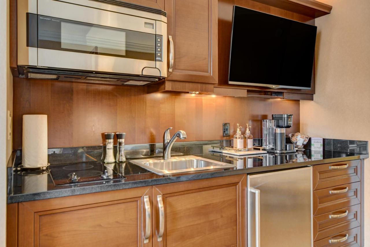 Balcony Full Strip View Suite Mgm Signature Free Valet Las Vegas Eksteriør bilde