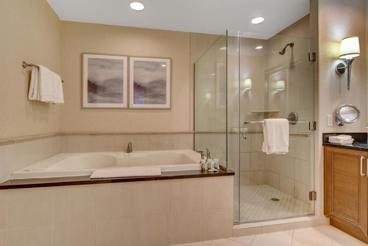 Balcony Full Strip View Suite Mgm Signature Free Valet Las Vegas Eksteriør bilde