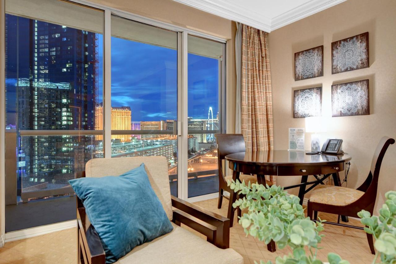 Balcony Full Strip View Suite Mgm Signature Free Valet Las Vegas Eksteriør bilde